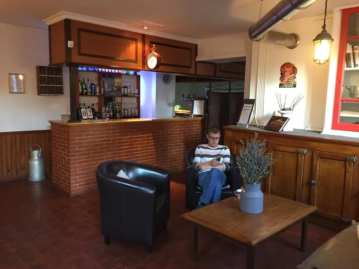 Auberge Du Pont Cérilly Frankrike