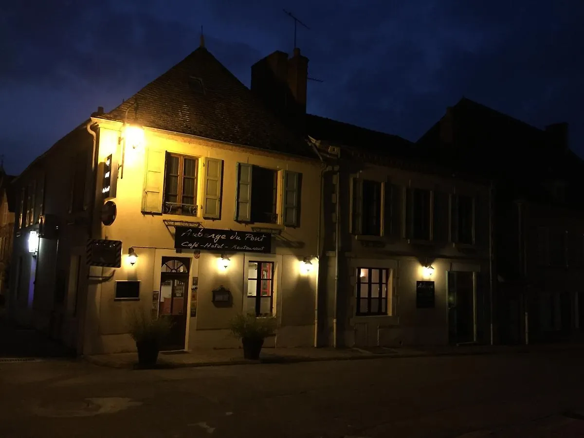 Auberge Du Pont Cerilly  Inn Cerilly (Allier)